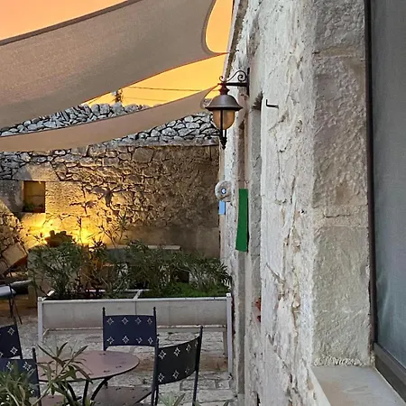 Mastro Vanni - Urban Masseria Landhuis